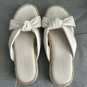 Universal Thread Cream Espadrille Sandals